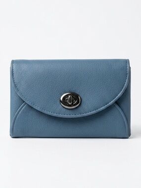 Coach Remade Light Blue Leather Turnlock Card Case Holder Wallet Pouch
